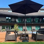 Sky Aparthotel