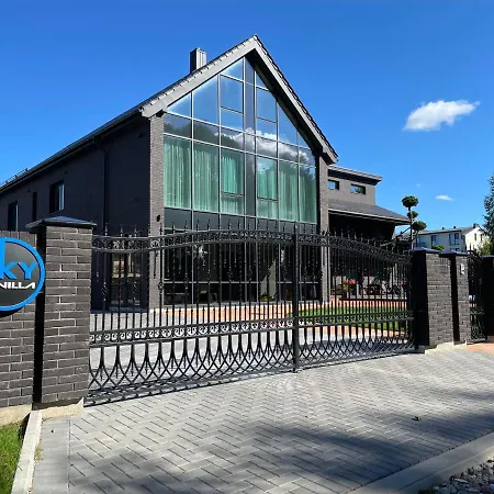 Hotel apartamentowy Sky 3*