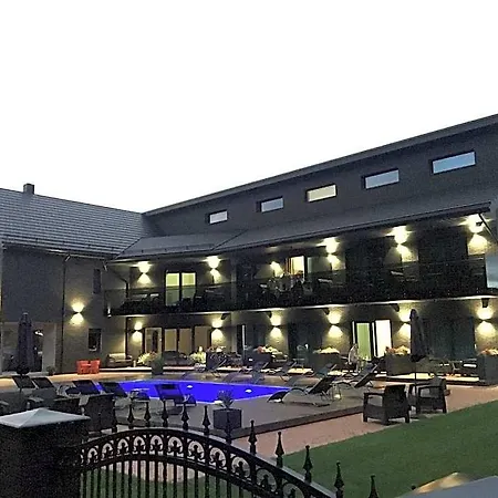 Appart hôtel Sky 3*